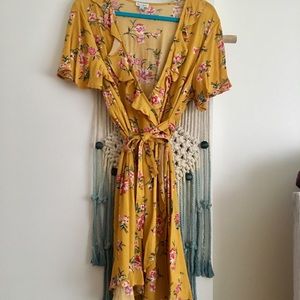 Boho style dress. V neck, cap sleeve. Brand New.